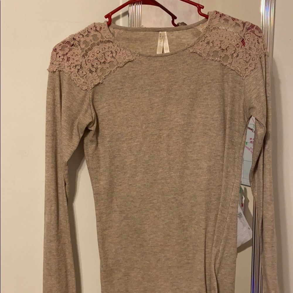 Long sleeve
